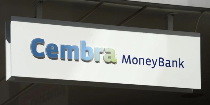 Das Logo der Cembra Money Bank, aufgenommen in Zürich. (Archivbild) cembra