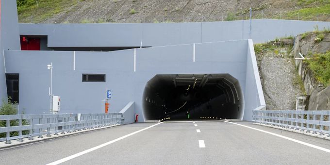 Der Sanierungstunnel Belchen auf der A2 ist am Freitag für den Verkehr eröffnet worden. belchen