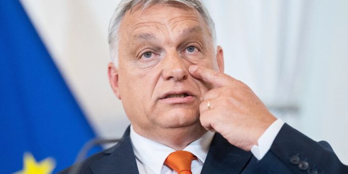 Ungarns Premier Viktor Orban relativiert seine Aussagen zur Migration. Ungarns Premier Viktor Orban relativiert seine Aussagen zur Migration.