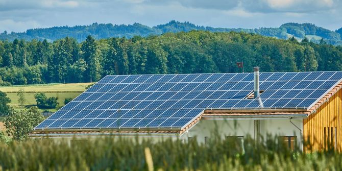 Hausdach Solarenergie Feld Strom Modul