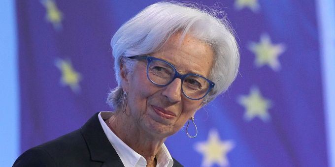 Christine Lagarde ist die Präsidentin der Europäischen Zentralbank (EZB). christine lagarde