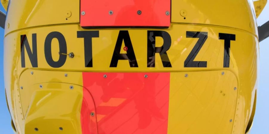 «Notarzt»-Beschriftung auf einem Hubschrauber
