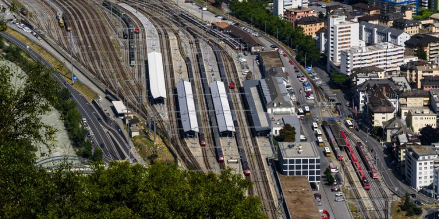 Am Bahnhof Brig kam es vor etwas mehr als einem Jahr zum tödlichen Rangierunfall. (Symbolbild)