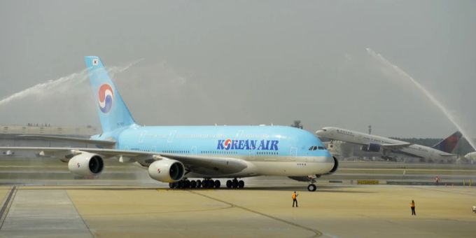 Korean Air und Bangkok Airways wiegen nun ihre Passagiere. Handelt es sich dabei um einen Trend, der bald weltweit angewandt wird? fluglinie wiegen