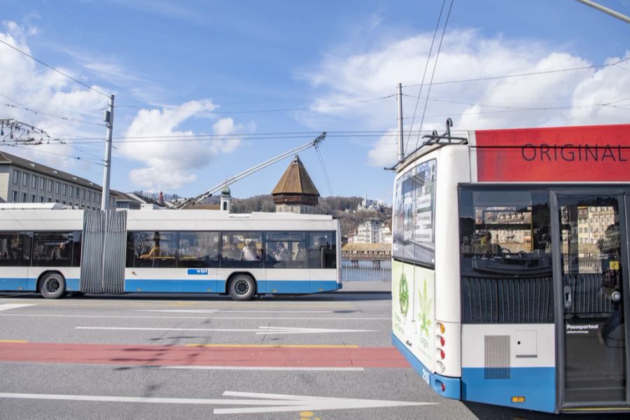 Die Luzerner Verkehrsbetriebe ziehen ebenfalls Mitarbeitende aus anderen Bereichen ab, wenn es bei Chauffeuren kurzfristig zu Ausfällen kommt.