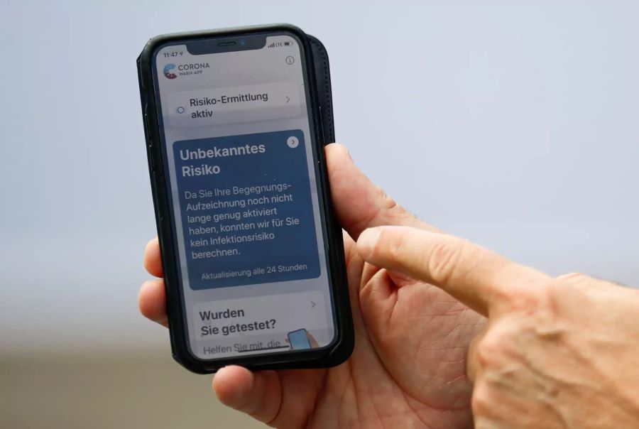 Corona App Deutschland Hände