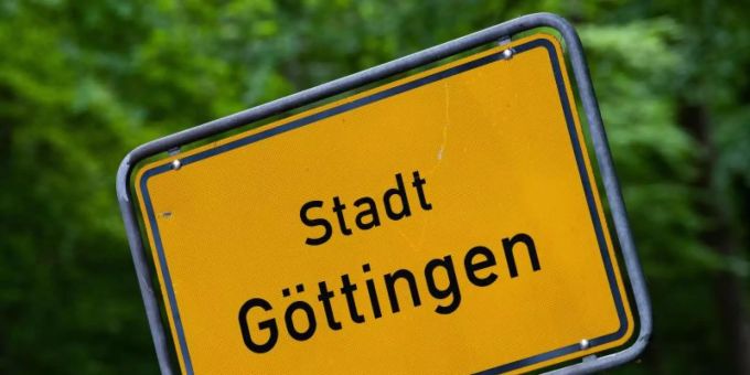 Die Infektionen in Göttingen erfolgten bei oder nach mehreren grösseren privaten Feiern. Foto: Swen Pförtner/dpa Die Infektionen in Göttingen erfolgten bei oder nach mehreren grösseren privaten Feiern. Foto: Swen Pförtner/dpa