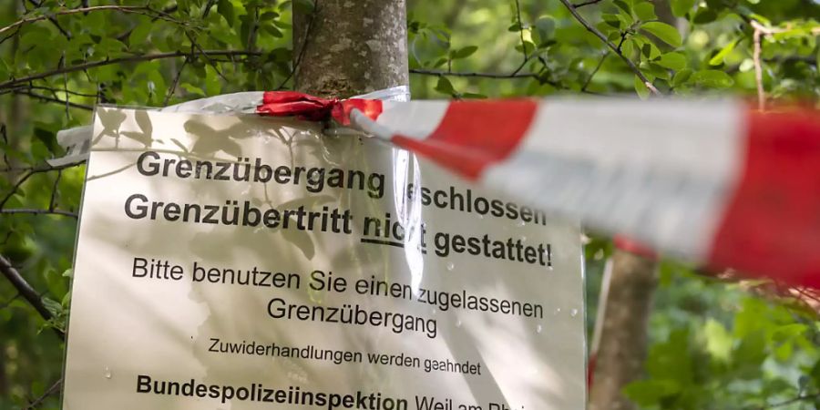 Noch sind viele Grenzübergänge zwischen der Schweiz und ihren Nachbarstaaten Deutschland sowie Österreich geschlossen. Ab dem 15. Juni soll sich dies ändern. Darauf haben sich die Staaten am Mittwoch geeinigt.