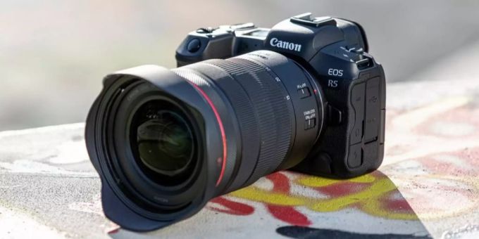 Vollformatkameras - Canon präsentiert EOS R5 und R6