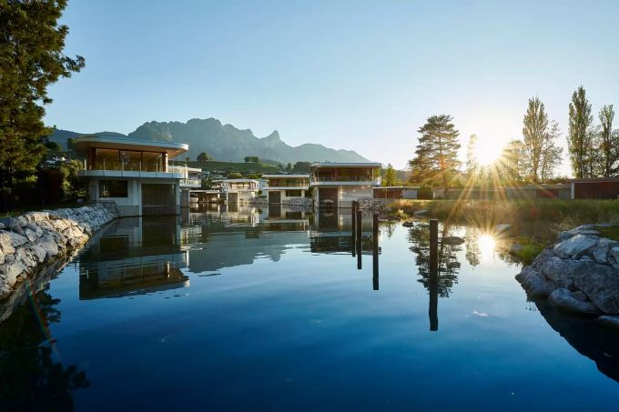 Wellness fast wie am Meer in Thailand: Deltapark Vitalresort am Thunersee Deltapark Vitalresort Gwatt