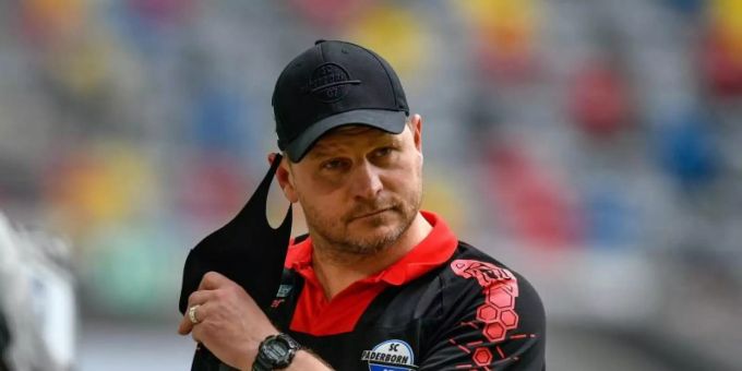 Steffen Baumgart möchte, dass seine Mannschaft mutiger auftritt. Steffen Baumgart