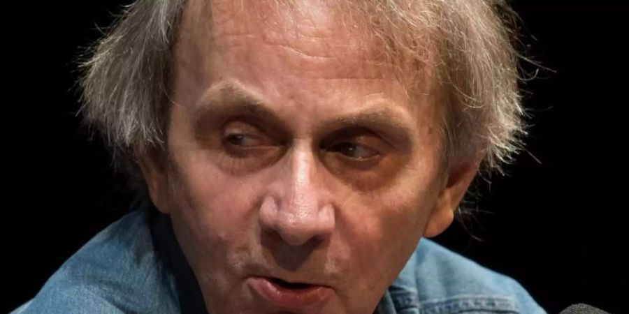 Michel Houellebecq schwant nichts Gutes. Foto: Boris Roessler/dpa