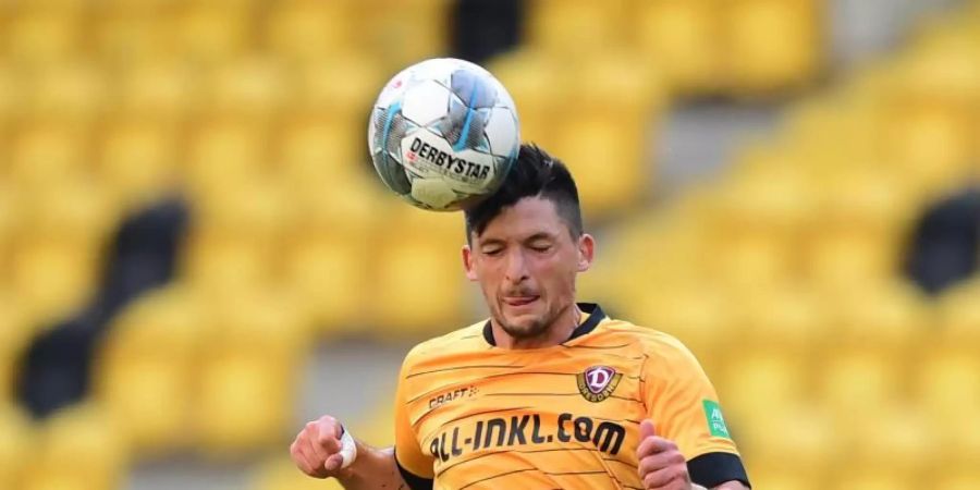 Wechselt von Absteiger Dresden zu Aufsteiger Braunschweig: Jannis Nikolaou. Foto: Robert Michael/dpa-Pool/dpa