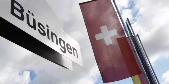 Die Gemeinde Büsingen ist gänzlich von Schweizer Hoheitsgebiet umgeben. Büsingen coronavirus