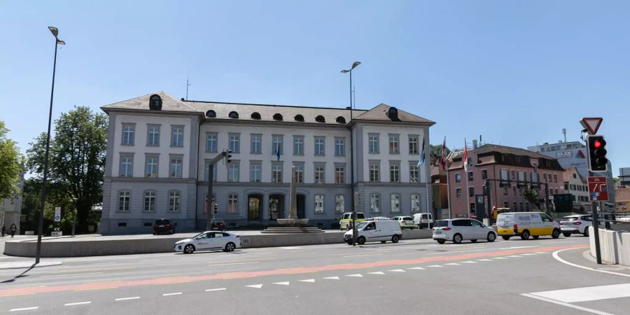 Das Polizeigebäude in Baden.