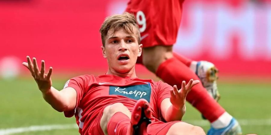 Tobias Mohr und der 1. FC Heidenheim verloren beim Abstiegskandidaten VfL Bochum mit 0:3. Foto: Lukas Schulze/Getty/POOL/dpa