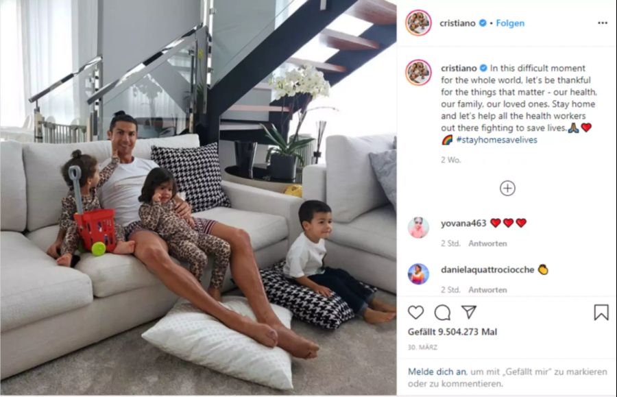 Cristiano Ronaldo postet gerne und häufig Bilder mit seiner Familie.