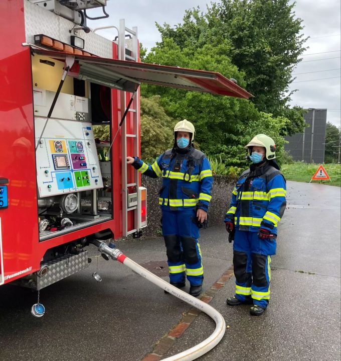 Maschinistenübung. Regionalen Feuerwehr Maiengrün
