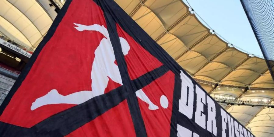 Politik und Fan-Organisationen machen Druck, die Bundesliga-Clubs selbst sind in der Corona-Krise zum Umdenken gezwungen. Foto: Matthias Hangst/Getty Images Europe/Pool/dpa