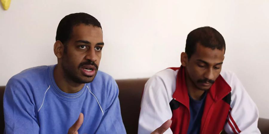 ARCHIV - Alexanda Kotey (l) und El Schafi Elscheich wird vorgeworfen, Teil einer IS-Terrorzelle gewesen zu sein, die mehr als zwei Dutzend Geiseln enthauptet hat. Foto: Hussein Malla/AP/dpa