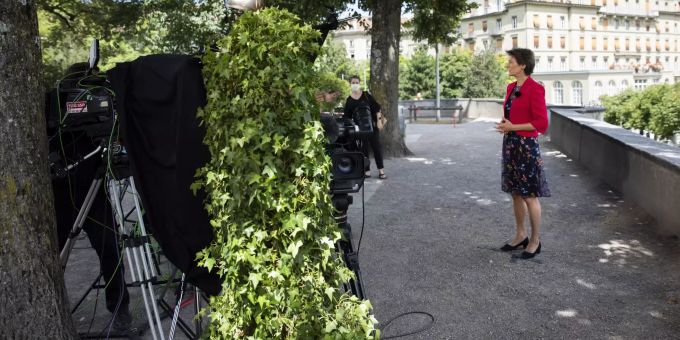 Bundespräsidentin Simonetta Sommaruga spricht während der Aufzeichnung der 1. August Ansprache, am Mittwoch, 29. Juli 2020 in Bern.