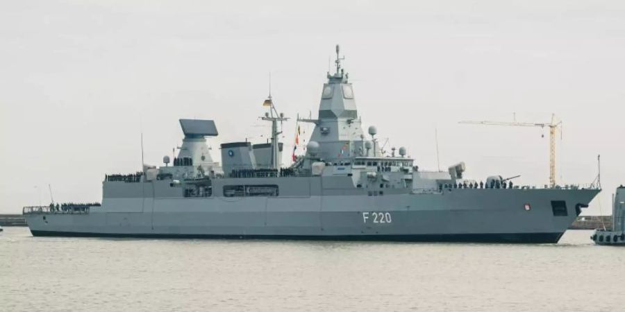 Deutschland schickt die Fregatte «Hamburg» für einen EU-Marineeinsatz vor Libyen ins Mittelmeer. Foto: Mohssen Assanimoghaddam/dpa