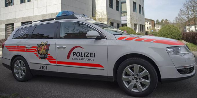 Ein Fahrzeug der Polizei Basel-Landschaft. Basel-Landschaft