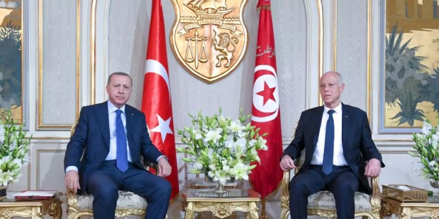 Erdogan und sein tunesischer Kollege Saïed (re.)