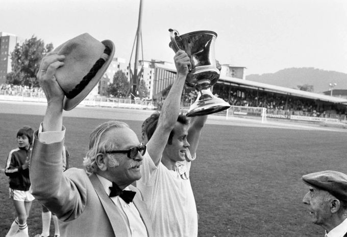 NATIONALLIGA, A, LNA, NLA, MEISTERSCHAFT, FCZ, FC, ZUERICH, MEISTER, 1981, MEISTERBECHER, CAPTAIN, LETZIGRUND