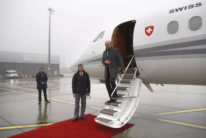 Mit dem Jet nach Wien fliegen? Für Bundesrat Alain Berset auch in Zukunft erlaubt.