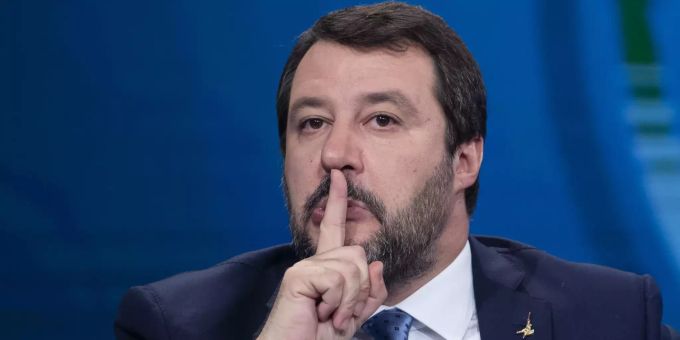 Matteo Salvini droht ein Prozess wegen Freiheitsberaubung und Amtsmissbrauchs. Matteo Salvini Prozess