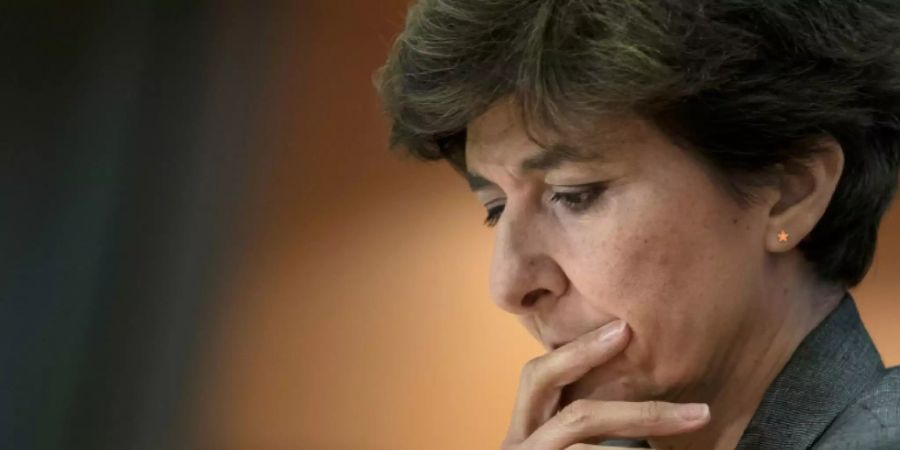 Frankreichs Justiz erhöht den Druck auf Goulard