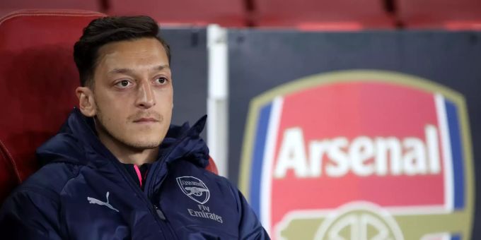 Arsenal will Mesut Özil unbedingt loswerden – aber der Deutsche will nicht gehen. FC Arsenal Mesut Özil