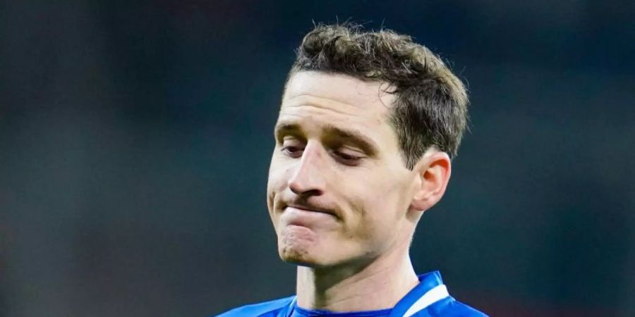 Hoffenheims Sebastian Rudy hat seinen Ehering zum Glück gefunden. Foto: Uwe Anspach/dpa