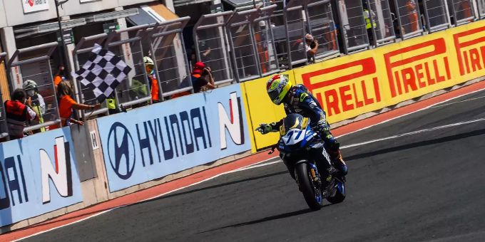 Odendaal besiegt - Siebter Saisonsieg für Aegerter in der Supersport-WM