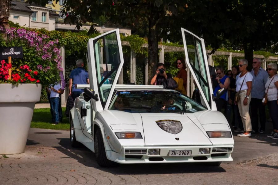 Der Lamborghini Countach (hier der LP400S von 1979) bannt den Geist der 80er Jahre in ein einziges Objekt. Schon 1971 wurde er am Autosalon Genf der Öffentlichkeit präsentiert.