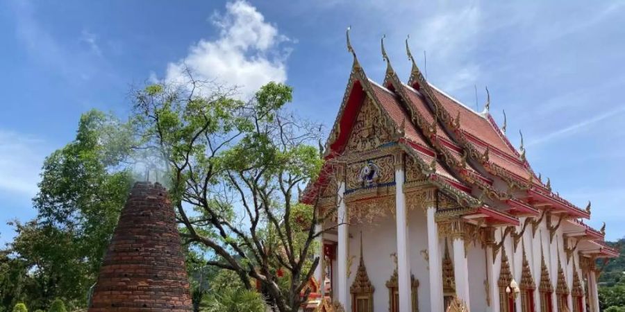 Auf Phuket dürfen vollständig geimpfte Urlauber bereits seit dem 1. Juli anreisen. Weitere Regionen öffnen sich ab Oktober. Foto: Carola Frentzen/dpa