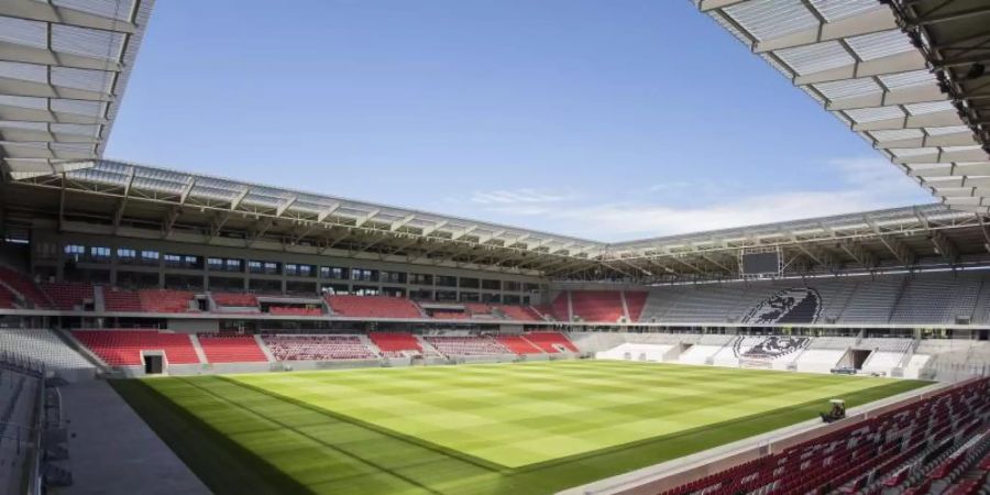 Der SC Freiburg zieht im Oktober in die neue Spielstätte. Foto: Tom Weller/dpa