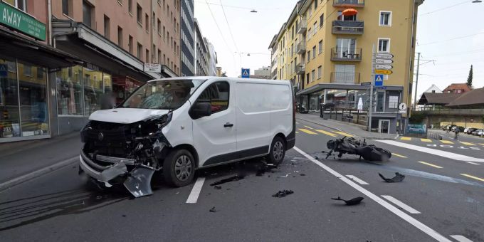 Beim Unfall entstand ein Sachschaden von ca. 40'000 Franken. Unfall