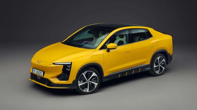 Eines der Top E-Autos 2023: Das Aiways U6 SUV-Coupé beeindruckt nicht nur beim Preis, sondern auch in Sachen Styling und Technologie Aiways U6 SUV-Coupe