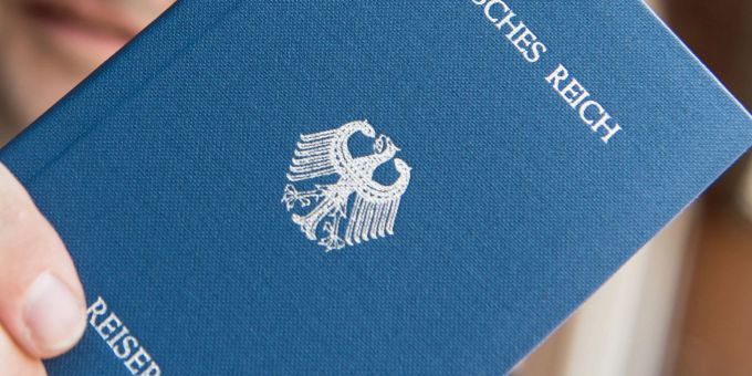 Laut Bundesanwaltschaft plante eine Gruppe aus der Reichsbürgerszene den Staatsumsturz. Laut Bundesanwaltschaft plante eine Gruppe aus der Reichsbürgerszene den Staatsumsturz.