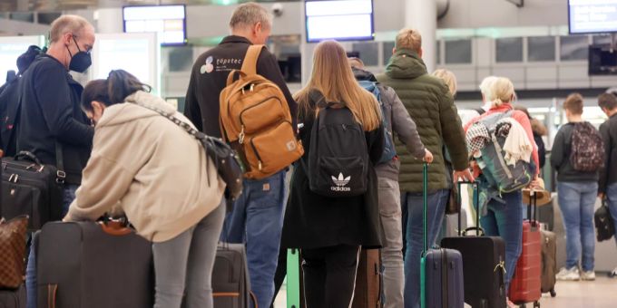 In 2023 - Luftfahrtbranche erwartet Rückkehr zu schwarzen Zahlen
