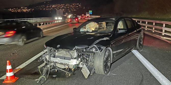 Selbstunfall auf der A14 bei Root LU