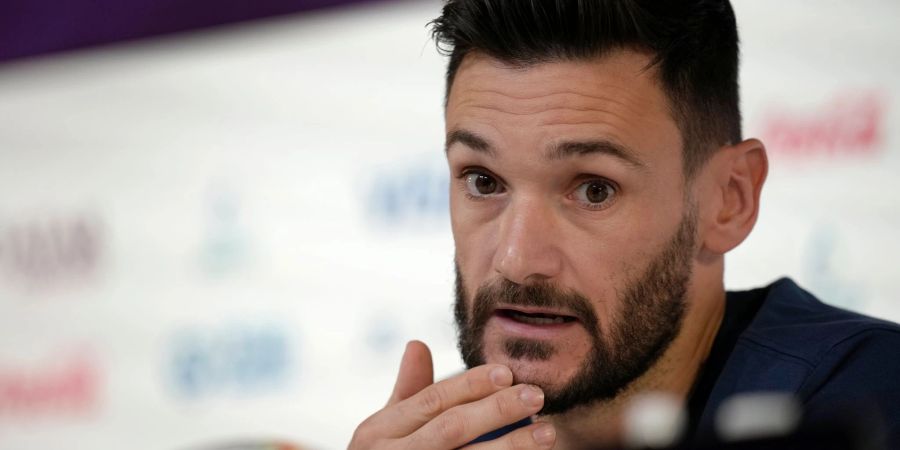 Frankreichs Torhüter Hugo Lloris wird Rekordspieler seines Landes.