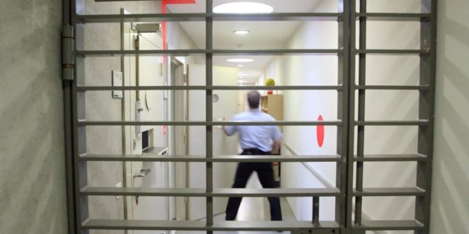 Hitze-Problem - U-Haft Waaghof: WCs seien «unhaltbar und demütigend»