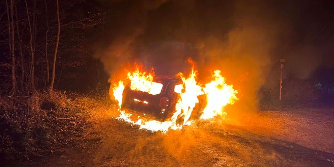 Bad Zurzach: Parkiertes Auto geriet in Brand