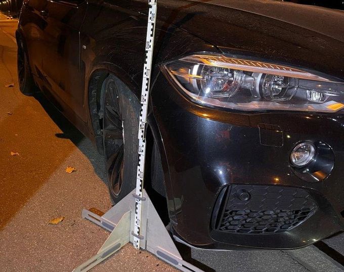 Der Fahrer entfernte sich erst vom Unfallort, kehrte dann aber wieder zurück. Unfall BL
