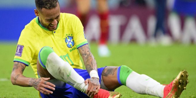 Erste Diagnose da - Verletzt! Fehlt Brasil-Superstar Neymar gegen Nati?