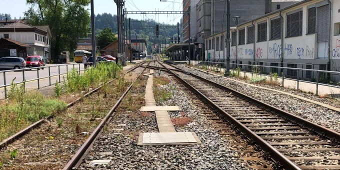 Gleise Bahnhof Köniz