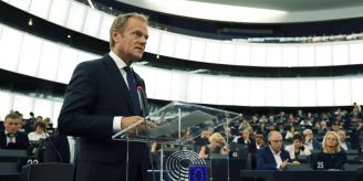 Warschau - Polens Regierungschef Tusk will Vertrauensfrage stellen